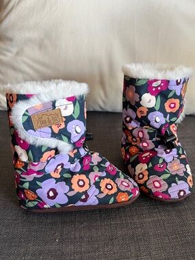 JAN & JUL Non-Slip winter Boots (12-18 months)